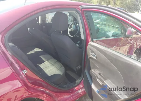 2014 Chevrolet Sonic Lt Manual z USA, uszkodzony, nr VIN 1G1JD5SH3E4128055